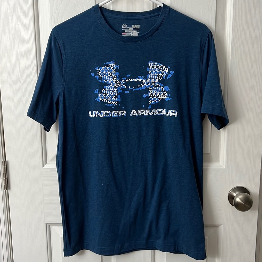 Under Armour Men's T Shirt Short Sleeve Blue Logo - EUC - Size Small